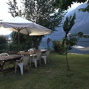 Appartement L For, Mandello del Lario