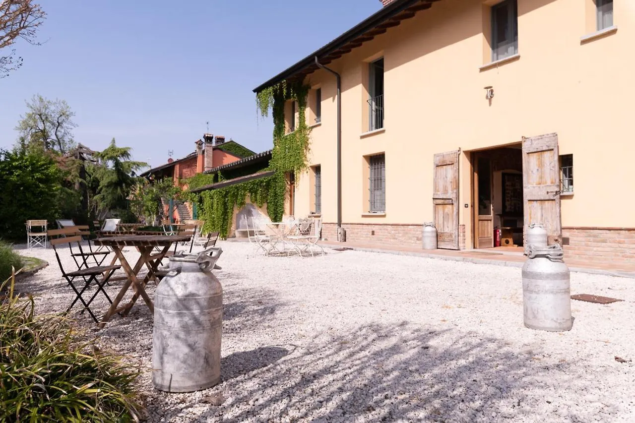 Agriturismo Cascina Pezzolo Lodi Landhuis