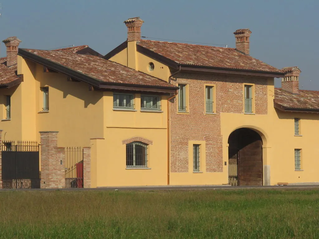 Agriturismo Cascina Pezzolo Lodi Landhuis